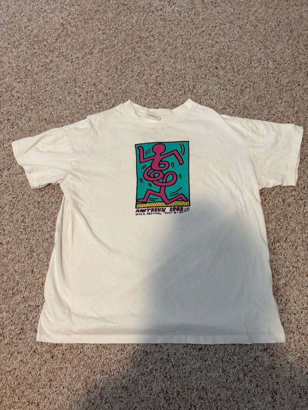 Women’s Cream Graphic T-Shirt- Keith Haring collection at old navy